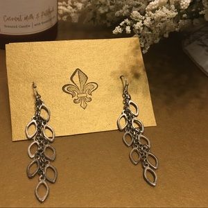 Matte Silver Earrings ⚜️